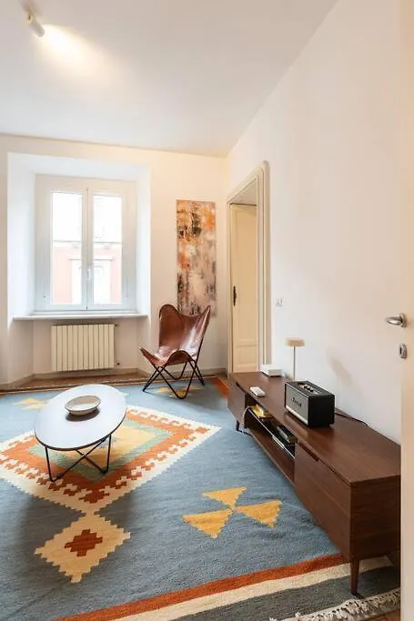 Apartment Spacious One Bedroom Moscova - Mirable Pm Milan Italy