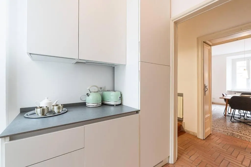 Spacious One Bedroom Moscova - Mirable Pm Milánó