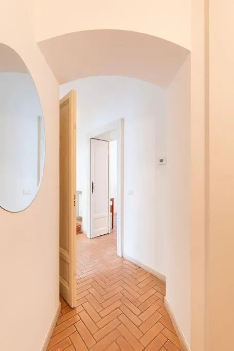 Spacious One Bedroom Moscova - Mirable Pm Milánó Apartman